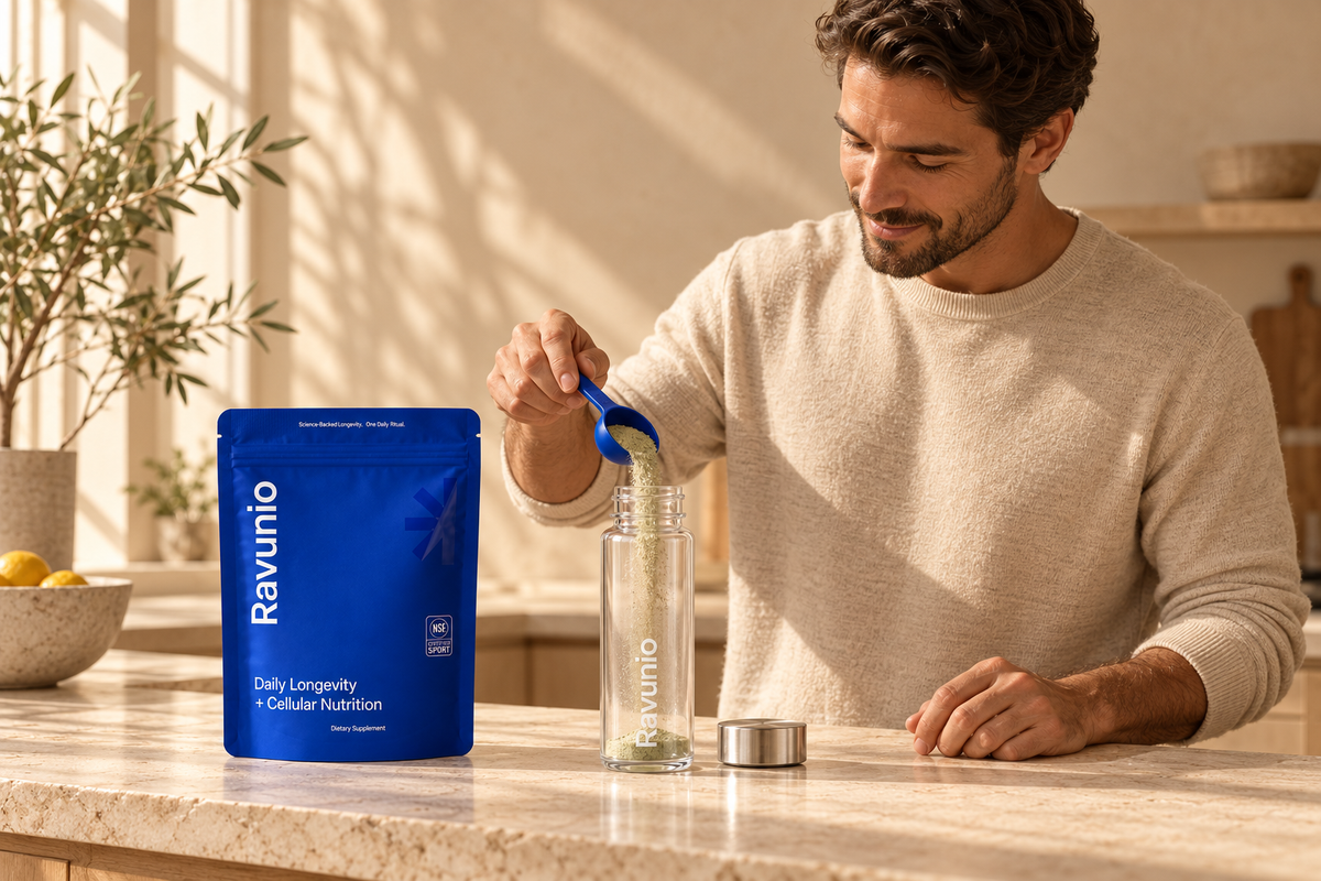 A man preparing his Ravunio drink